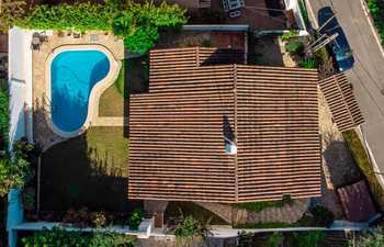 Casa con piscina cerca de la playa de Roda de Barà